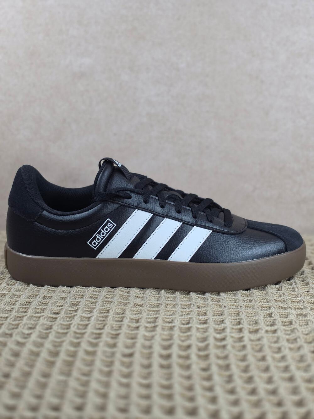 Adidas VL Court 3.0 Men’s 11.5 Black White Gum – Brand New